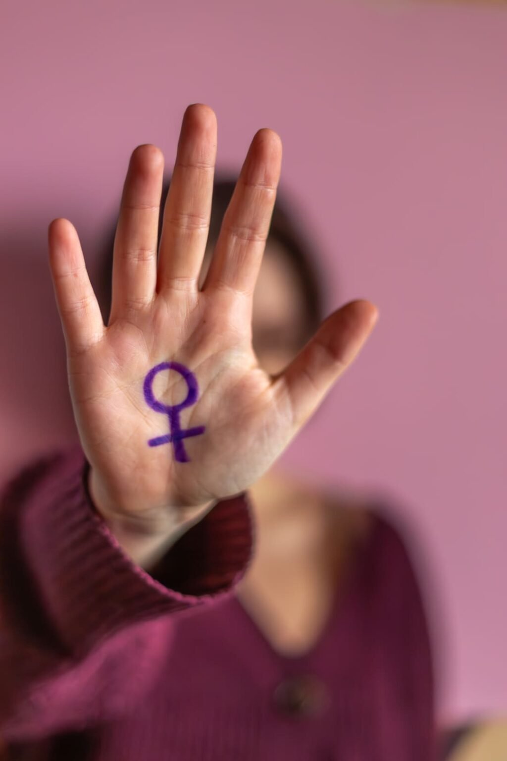 international-womens-day-feminist-movement-concept-feminism-8-march (2)